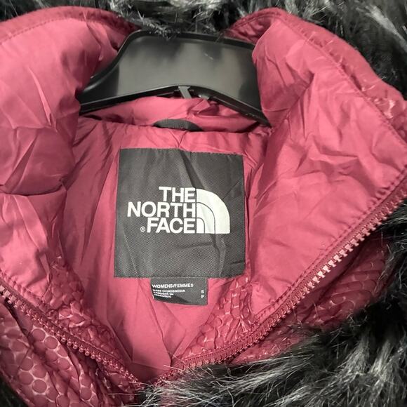 THE NORTH FACE fur hooded down parkina in deep red burgundy size S - Picture 4 of 16